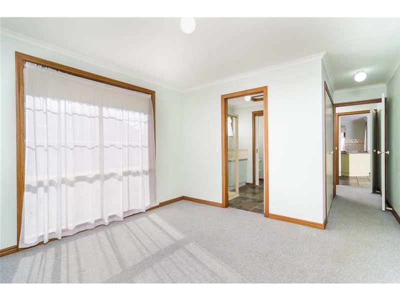 16 Mailrun Court, Hoppers Crossing VIC 3029