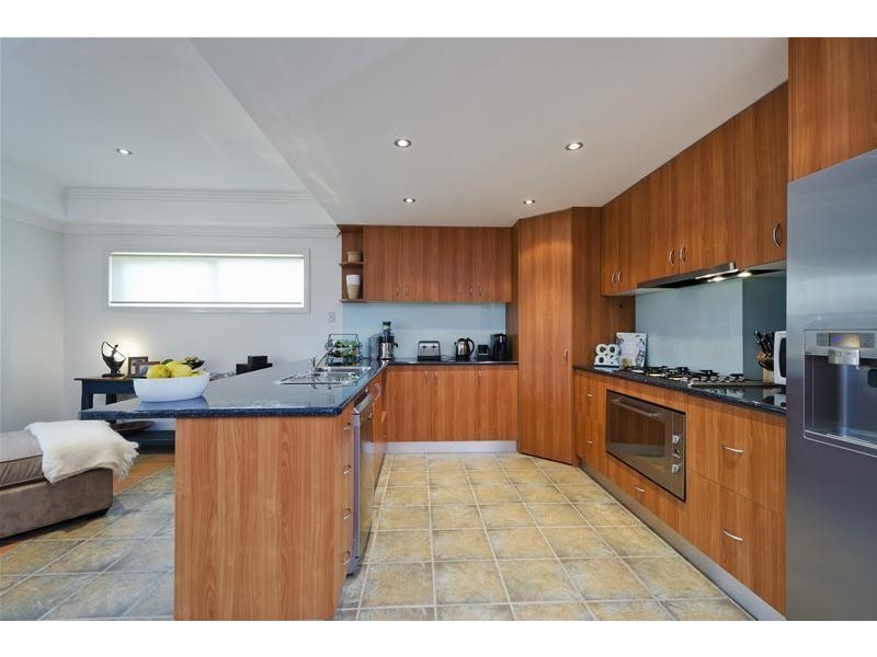 25B Parklands Grove, Werribee VIC 3030