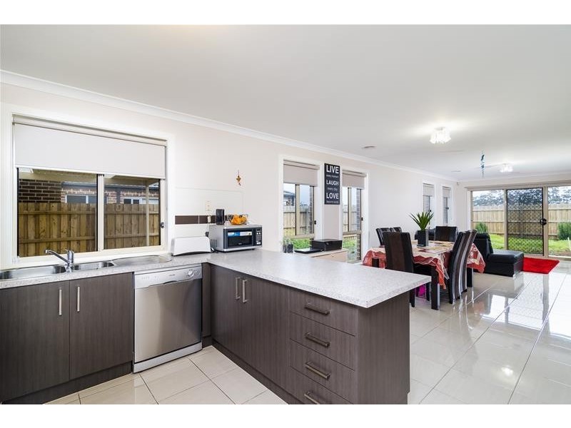 15 Ducane Street, Wyndham Vale VIC 3024