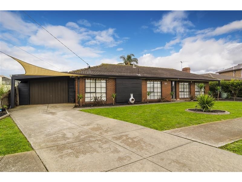 22 Iluka Drive, Werribee VIC 3030