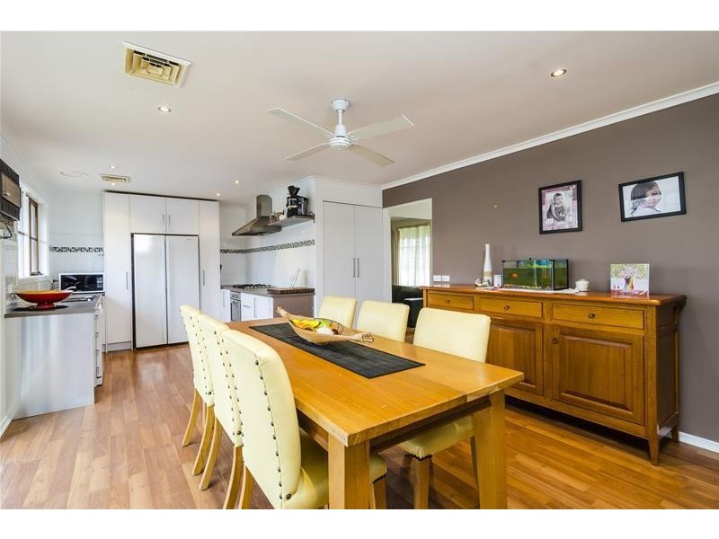 22 Iluka Drive, Werribee VIC 3030