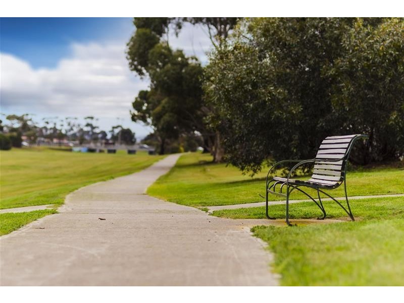 22 Iluka Drive, Werribee VIC 3030