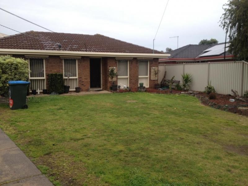 8 Kameruka Court, Werribee VIC 3030