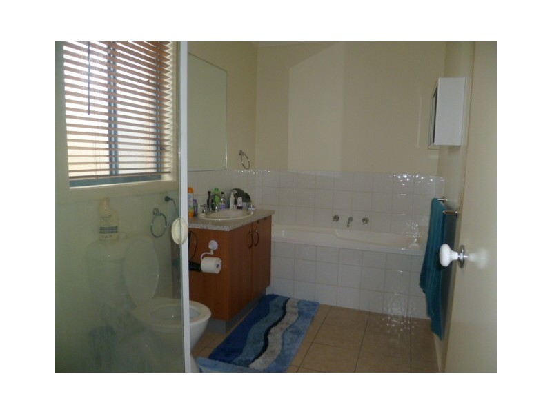 3/5 Glenluss Street, Werribee VIC 3030
