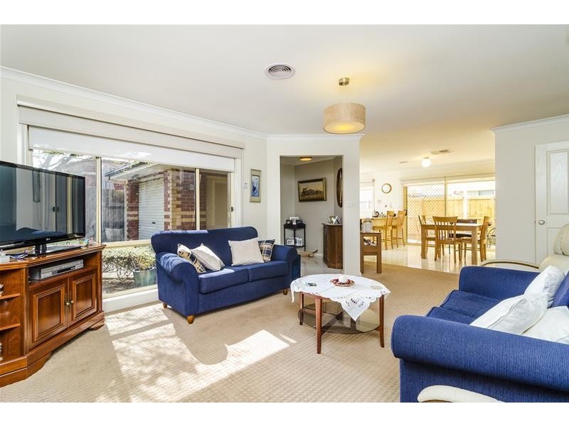 2/134 Werribee Street, Werribee VIC 3030