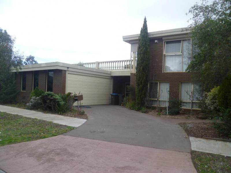 13 Stawell Street, Werribee VIC 3030