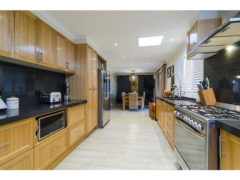 5 Loddon Court, Werribee VIC 3030