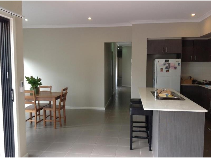 2/3 Ponsford Drive, Point Cook VIC 3030