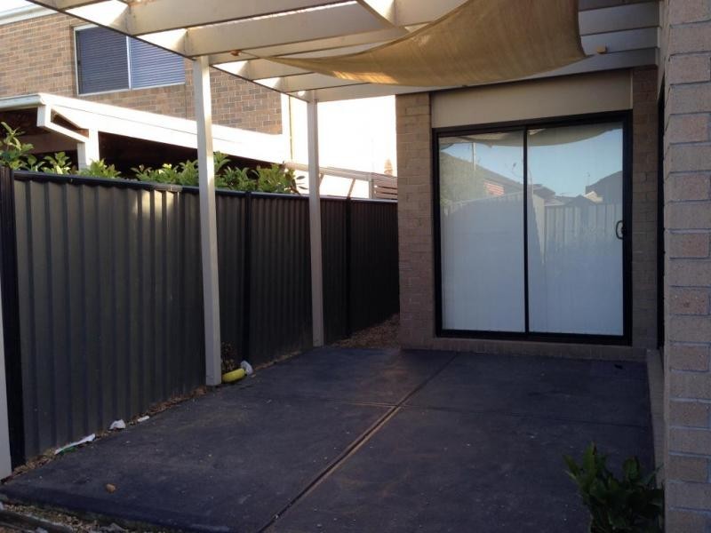 2/3 Ponsford Drive, Point Cook VIC 3030