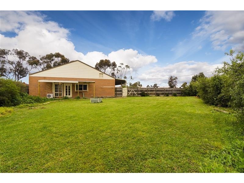 1 Rothwell Road, Little River VIC 3211
