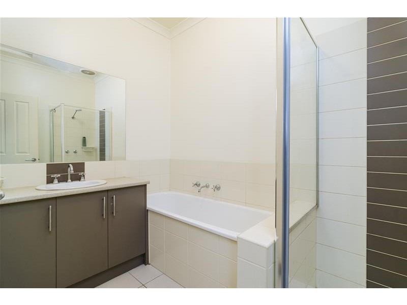 5 Harmony Drive, Tarneit VIC 3029