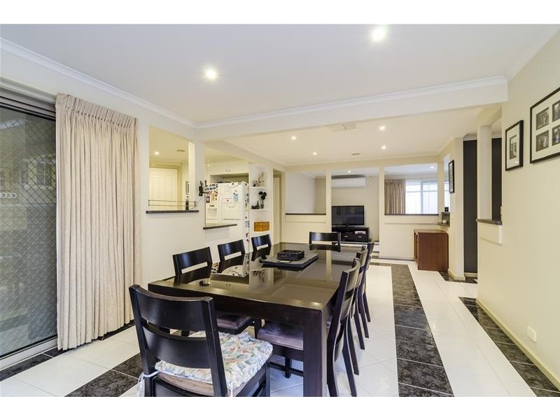10 St Andrews Drive, Werribee VIC 3030