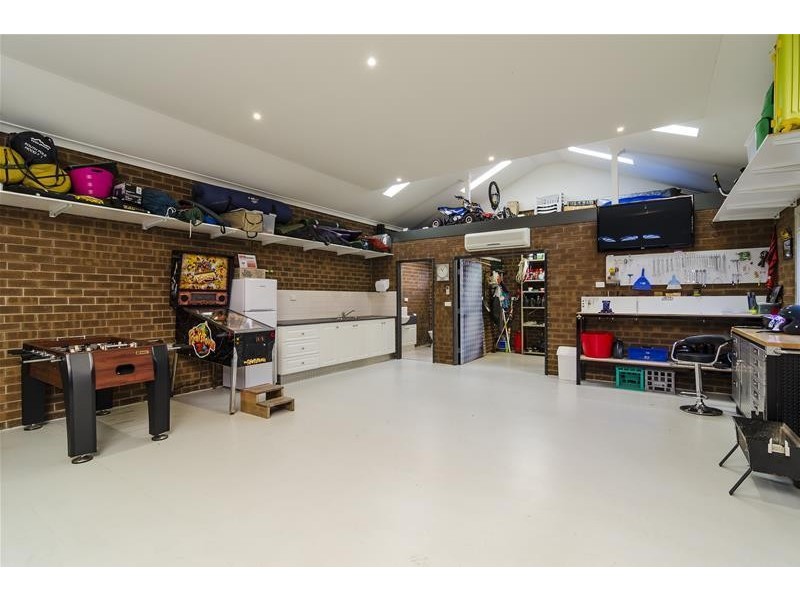 10 St Andrews Drive, Werribee VIC 3030