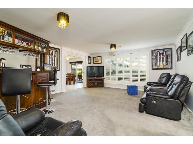 6 Carolyn Drive, Hoppers Crossing VIC 3029