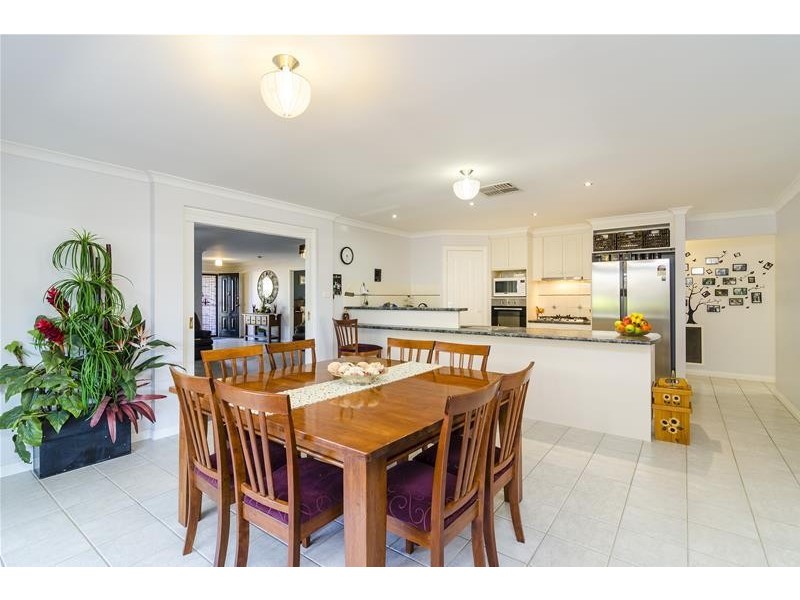 6 Carolyn Drive, Hoppers Crossing VIC 3029