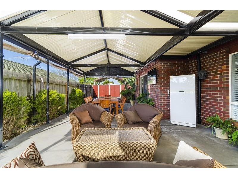 6 Carolyn Drive, Hoppers Crossing VIC 3029