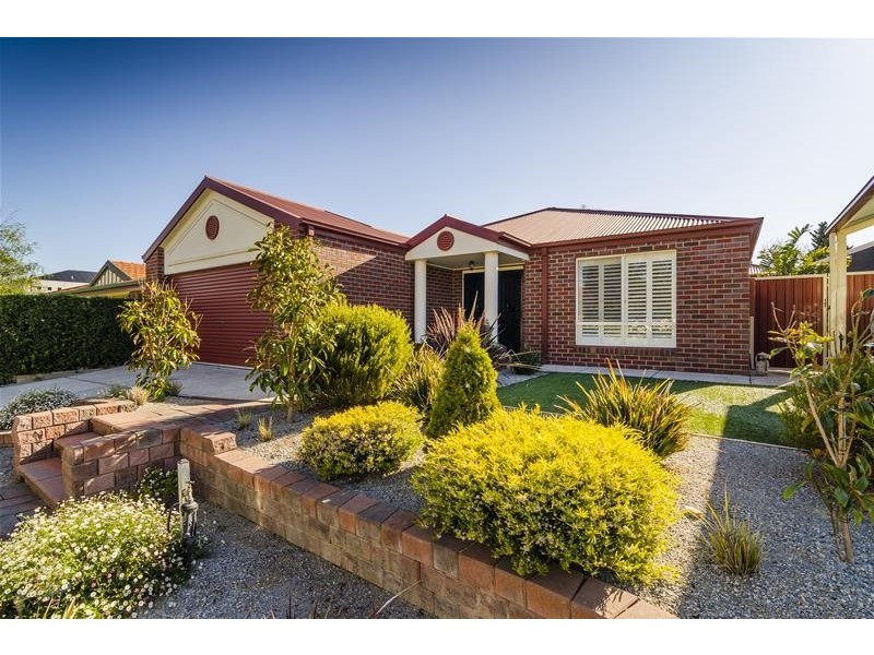 6 Carolyn Drive, Hoppers Crossing VIC 3029