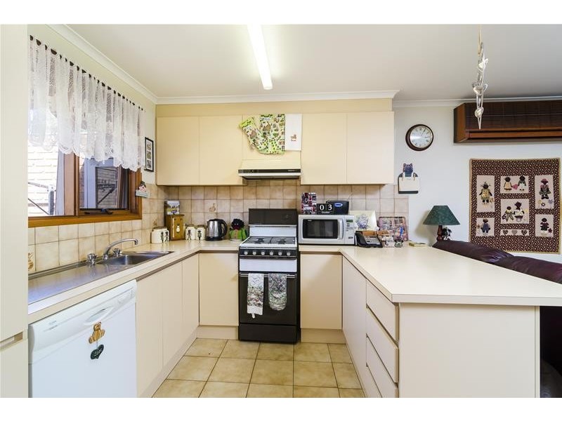 4/6 McDonald Street, Werribee VIC 3030