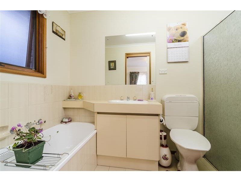 4/6 McDonald Street, Werribee VIC 3030