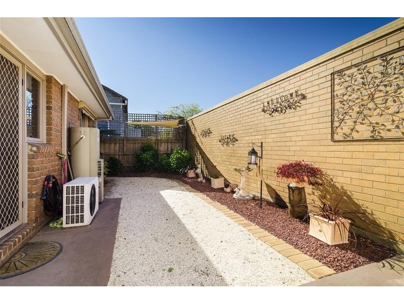 4/6 McDonald Street, Werribee VIC 3030