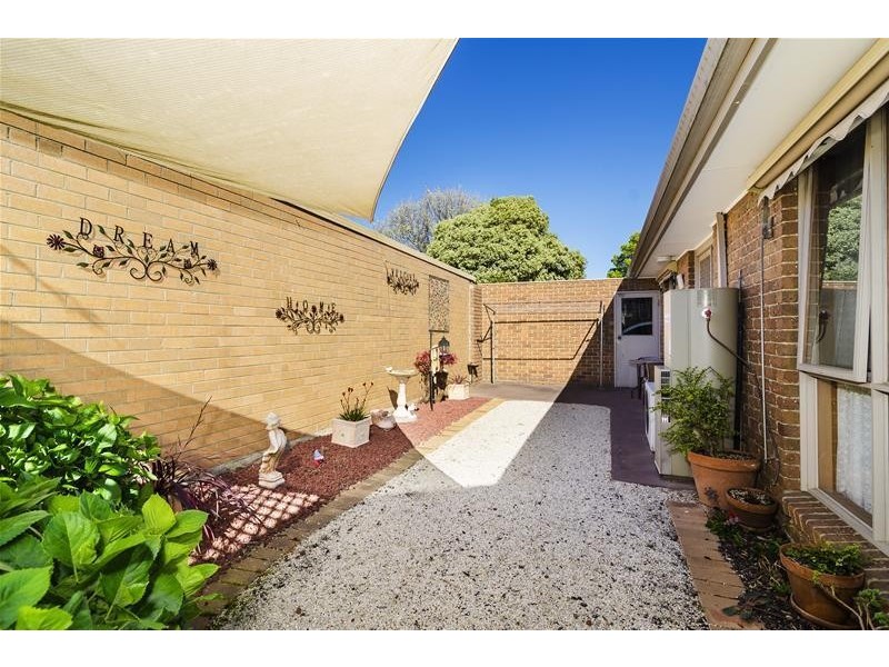 4/6 McDonald Street, Werribee VIC 3030