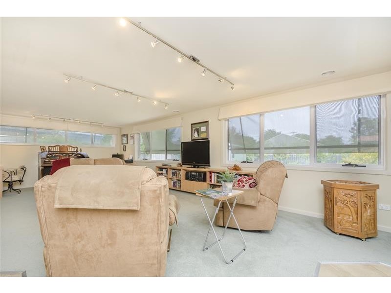21 Carter Crescent, Werribee VIC 3030