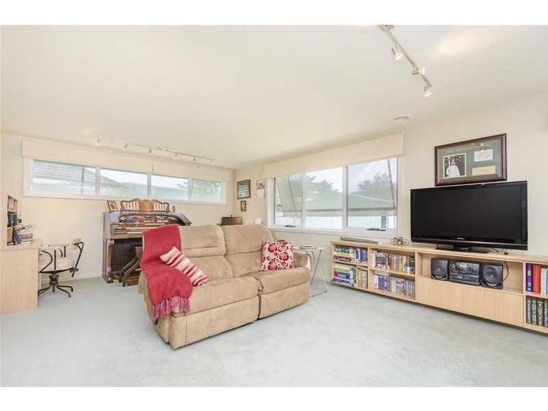 21 Carter Crescent, Werribee VIC 3030