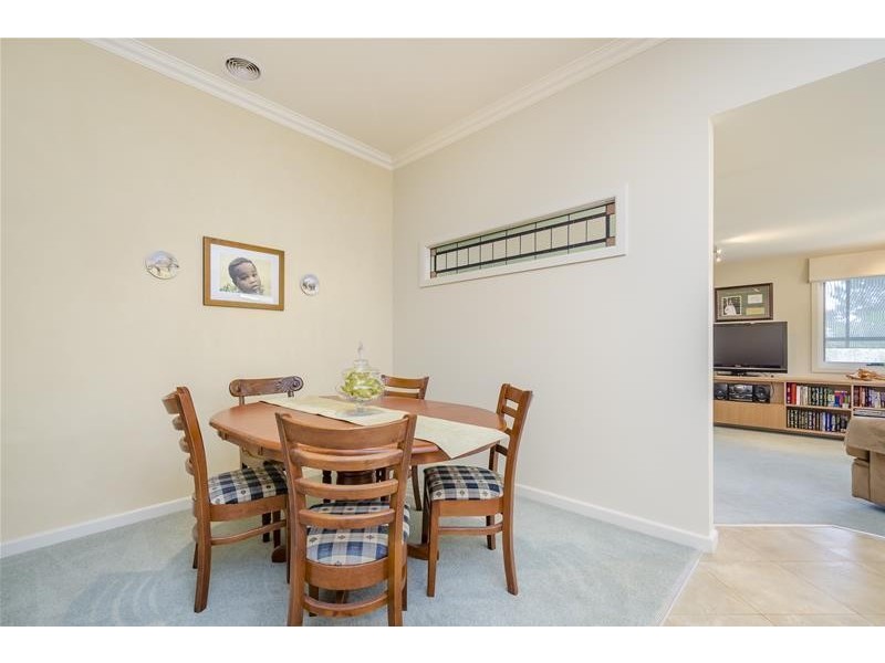 21 Carter Crescent, Werribee VIC 3030