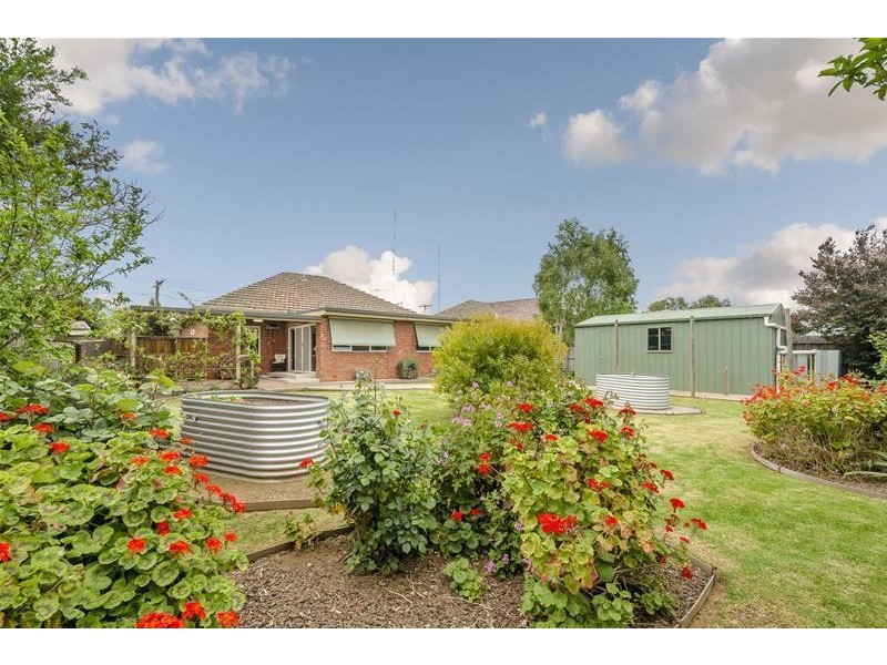 21 Carter Crescent, Werribee VIC 3030