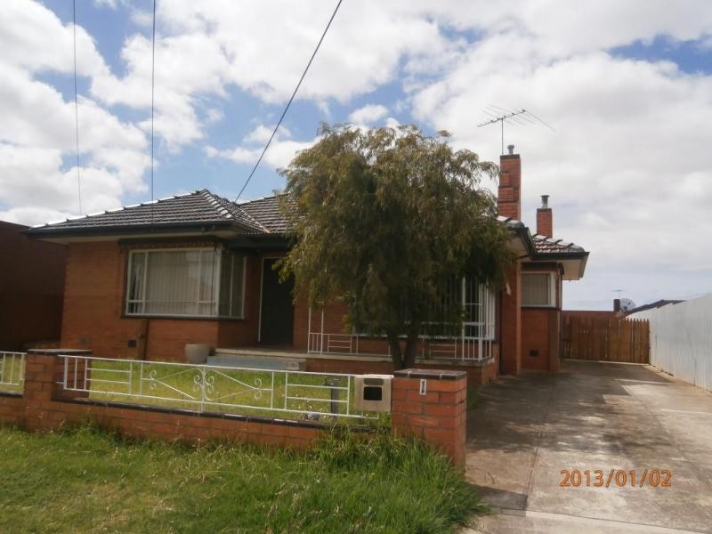 1 Manor Street, Werribee VIC 3030