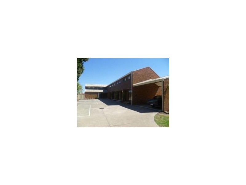 2/293 Princes Highway, Werribee VIC 3030