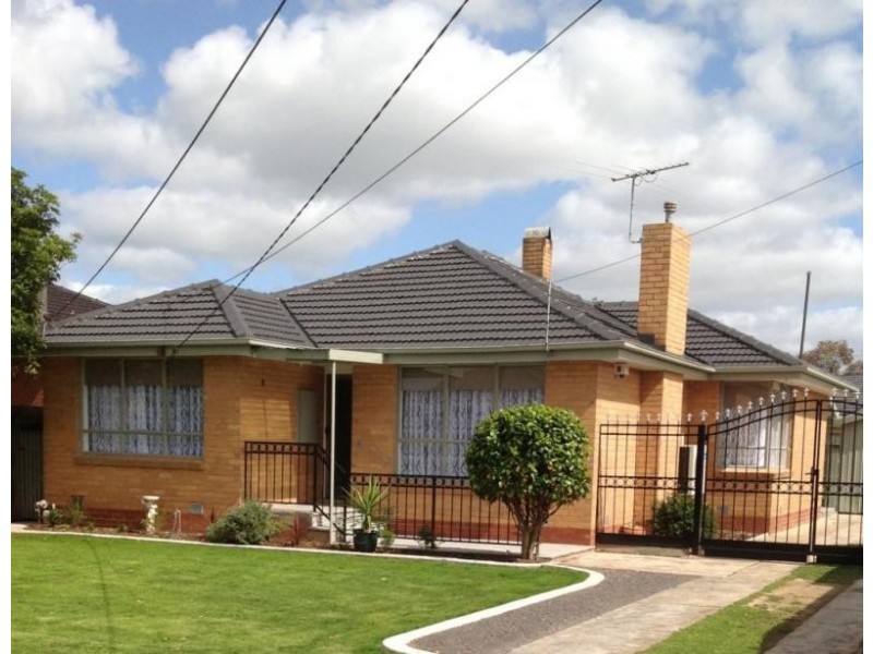 8 Pagnonolo Street, Werribee VIC 3030