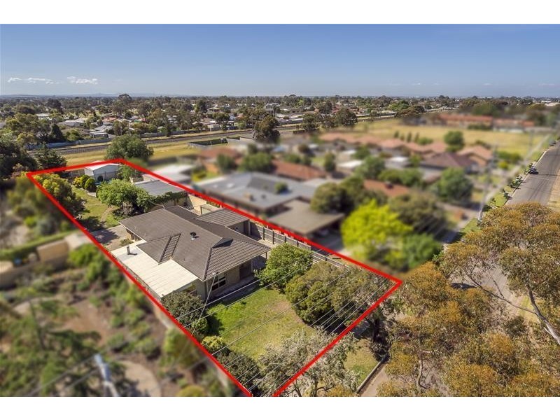 223 Princes Highway, Werribee VIC 3030