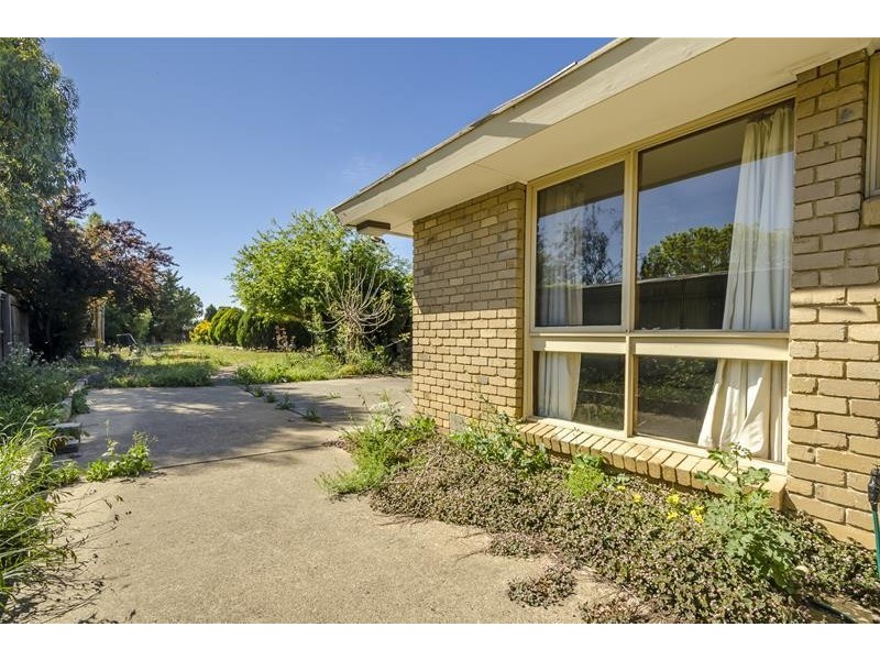 223 Princes Highway, Werribee VIC 3030