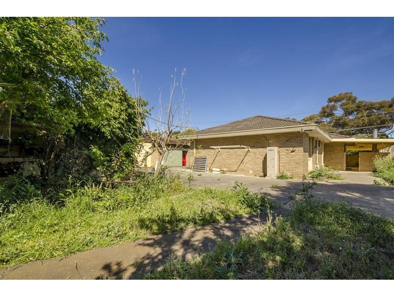 223 Princes Highway, Werribee VIC 3030