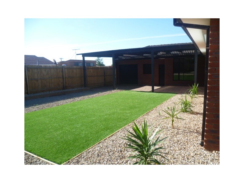 12 Angela Drive, Hoppers Crossing VIC 3029