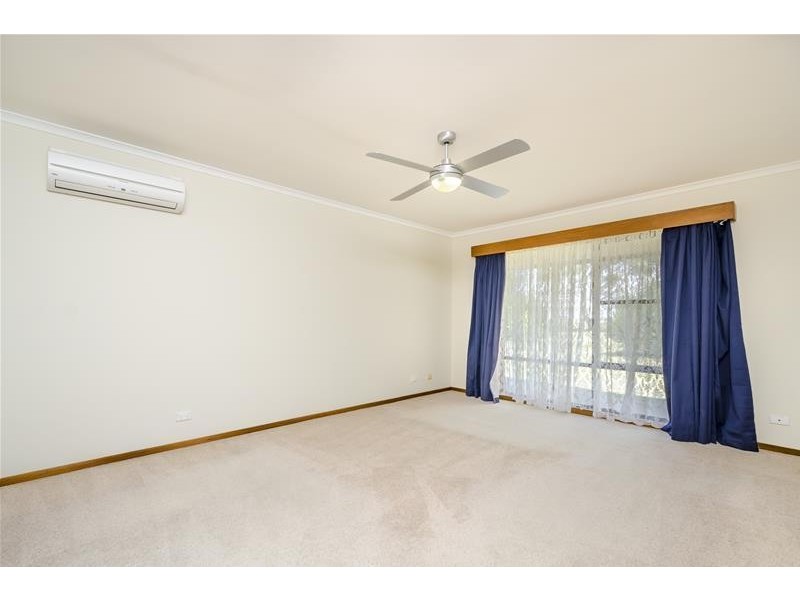 60 Hughes Road, Little River VIC 3211