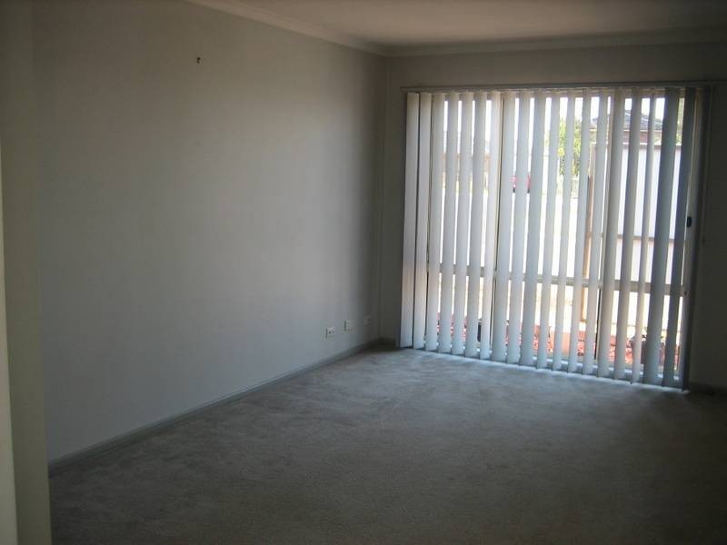 1/20 Hogans Grove, Werribee VIC 3030