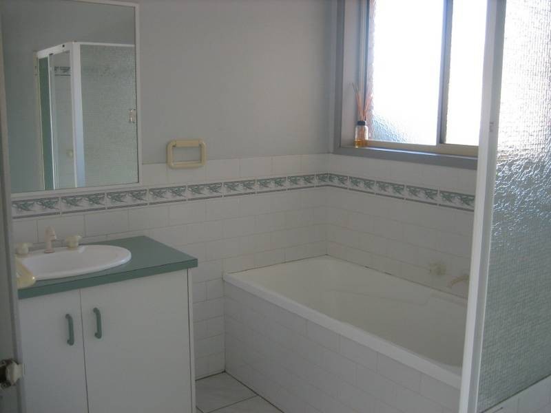 1/20 Hogans Grove, Werribee VIC 3030