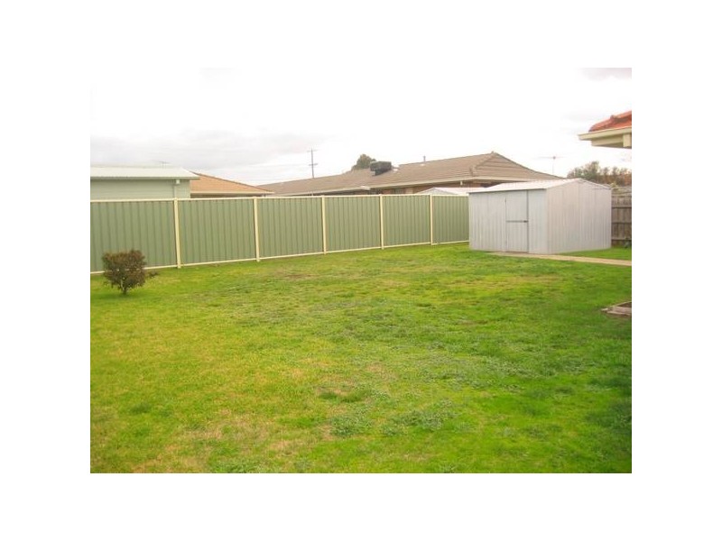 6 Coolabah Crescent, Hoppers Crossing VIC 3029