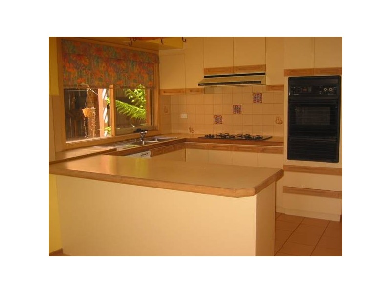 13 Torbay Court, Werribee VIC 3030