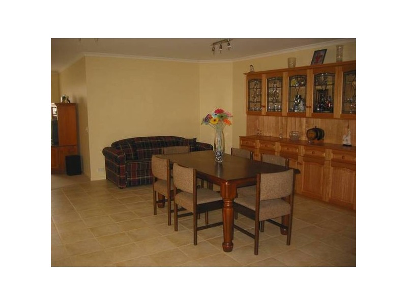 2 St Peter Court, Tarneit VIC 3029