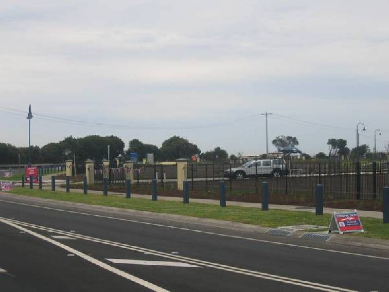 3 Hood, Indented Head VIC 3223