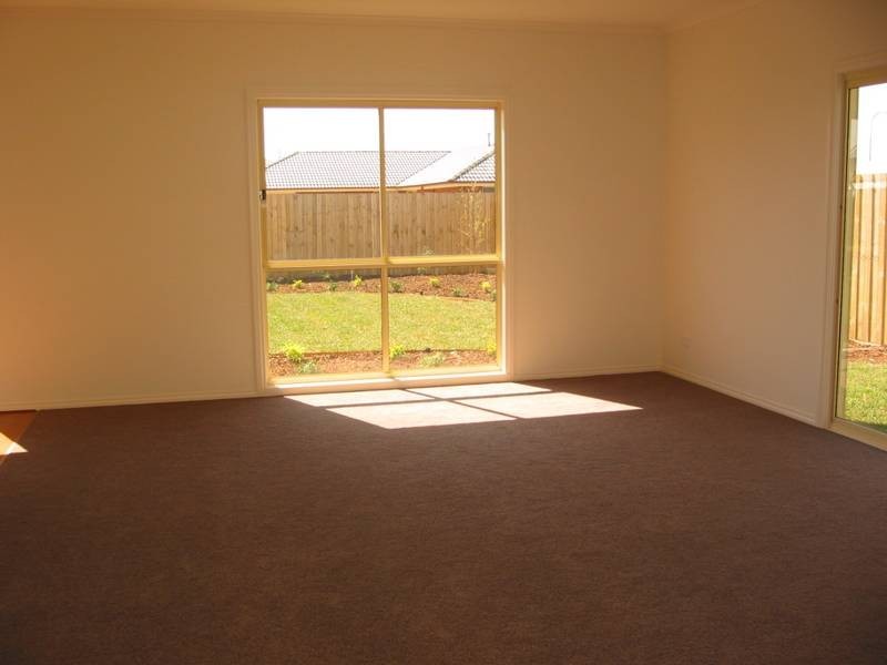 26 Howards Way, Point Cook VIC 3030