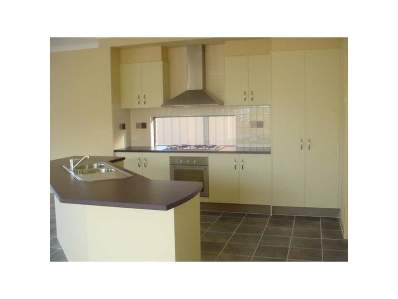 49 Nottingham Crescent, Tarneit VIC 3029