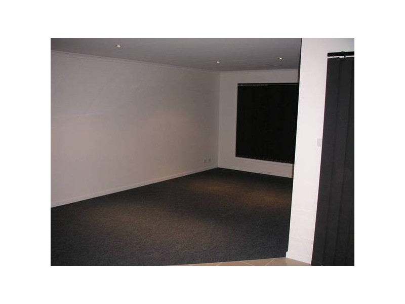 1/11 Montana Drive, Werribee VIC 3030