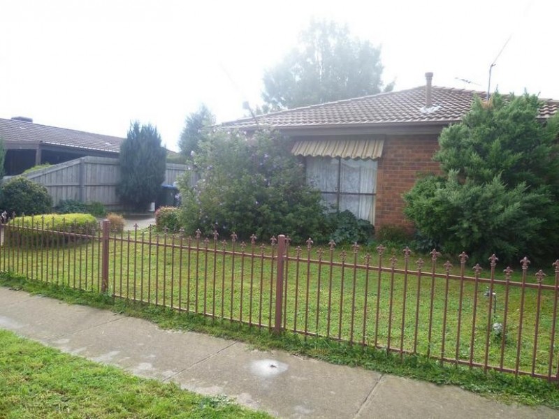 36 Rowes Road, Werribee VIC 3030