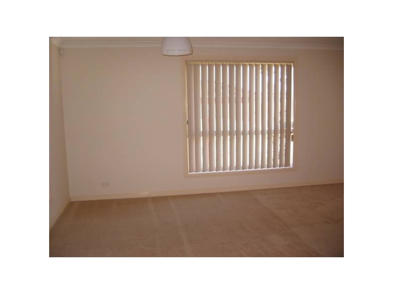 1/57 Hotham Crescent, Hoppers Crossing VIC 3029