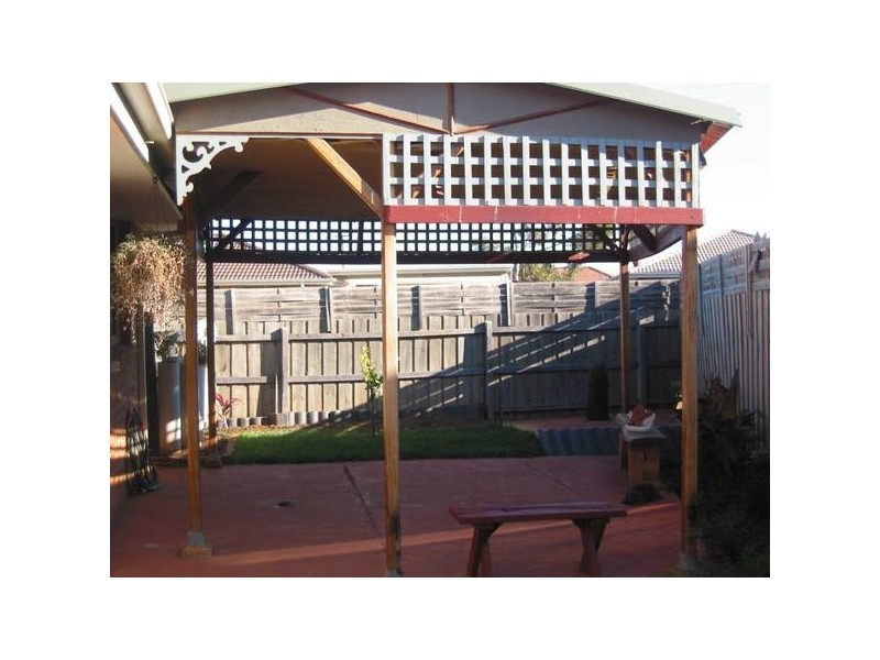 1/57 Hotham Crescent, Hoppers Crossing VIC 3029