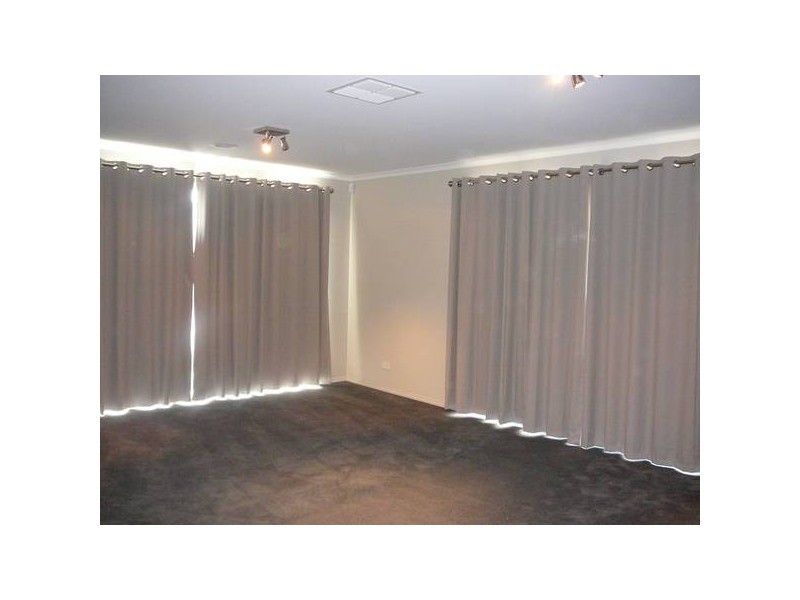 16 Frogmouth Court, Truganina VIC 3029